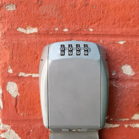 T2 Hyper Centre Avec *parking Prive Et Canal Plus*