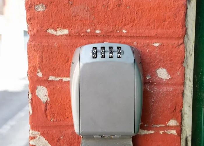 T2 Hyper Centre Avec *parking Prive Et Canal Plus*